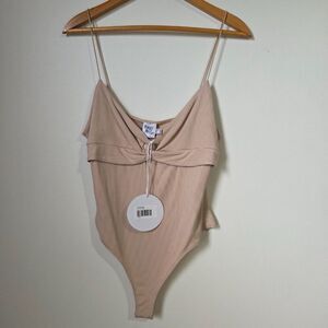 NWT POLLY PRINCESS NUDE/TAN TWIST FRONT RIBBED TANK BODYSUIT SIZE 8 / S-M